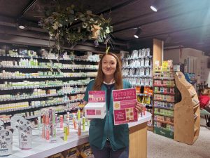 Pharmacie du Belvédère Urne de dons octobre rose appui sante cba caux bray albâtre dieppe