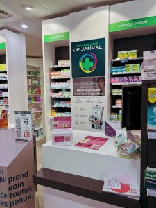 Pharmacie de Janval - Dieppe Urne de dons octobre rose appui sante cba caux bray albâtre