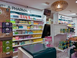 Pharmacie de l'Eaulne - Envermeu Urne de dons octobre rose appui sante cba caux bray albâtre